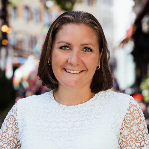 Mette Hole
